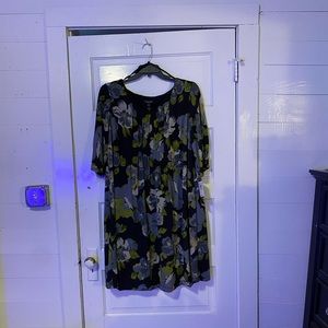 Size 18 PERCEPTIONS DRESS